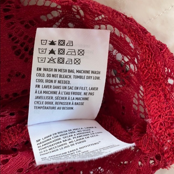 American Eagle red lace blouse - Picture 5 of 5